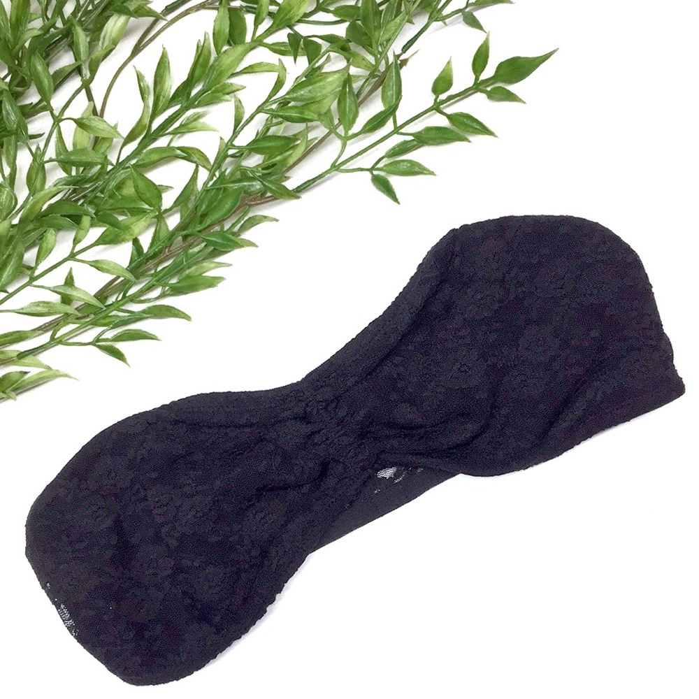 Pink Victoria’s Secret Black Lace Bandeau Small